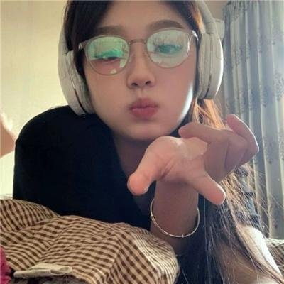 彩凤笙歌